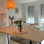 Sophie - Center, Cozy & Work-friendly Near Aubg, Free Streaming Platforms Blagoevgrado
