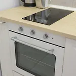 Apartamento Sophie - Center, Cozy & Work-friendly Near Aubg, Free Streaming Platforms