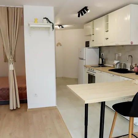 Sophie - Center, Cozy & Work-friendly Near Aubg, Free Streaming Platforms Lejlighed Blagoevgrad