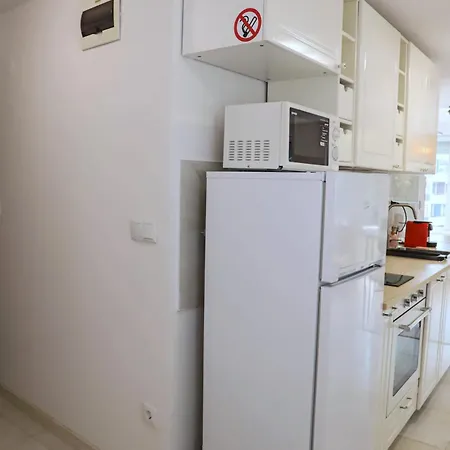דירה Sophie - Center, Cozy & Work-friendly Near Aubg, Free Streaming Platforms