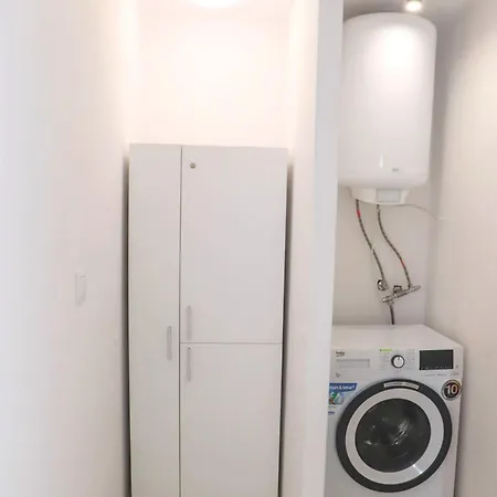 Sophie - Center, Cozy & Work-friendly Near Aubg, Free Streaming Platforms