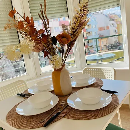 Sophie - Center, Cozy & Work-friendly Near Aubg, Free Streaming Platforms Lejlighed *