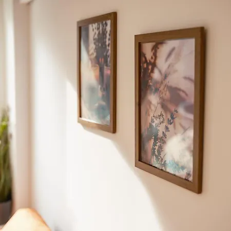 Sophie Studio - Top Center, Near Aubg, Cozy & Work-Friendly, Free Streaming 公寓