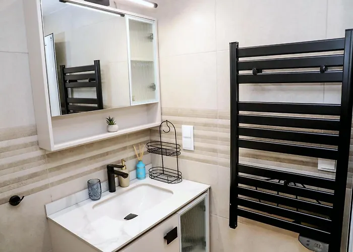 Sophie - Center, Cozy & Work-friendly Near Aubg, Free Streaming Platforms Błagojewgrad