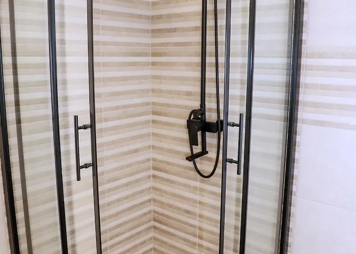 Sophie - Center, Cozy & Work-friendly Near Aubg, Free Streaming Platforms Apartament Błagojewgrad