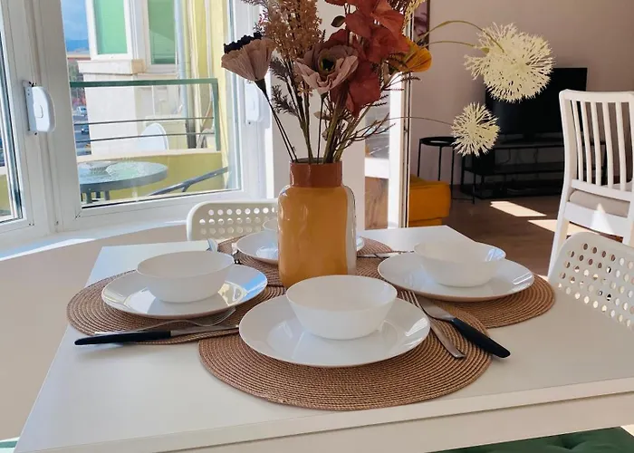 Sophie - Center, Cozy & Work-friendly Near Aubg, Free Streaming Platforms Błagojewgrad