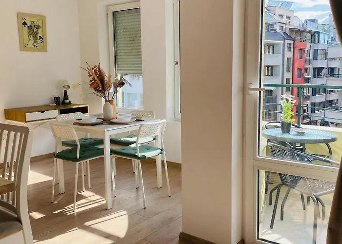 Sophie - Center, Cozy & Work-friendly Near Aubg, Free Streaming Platforms Apartament *