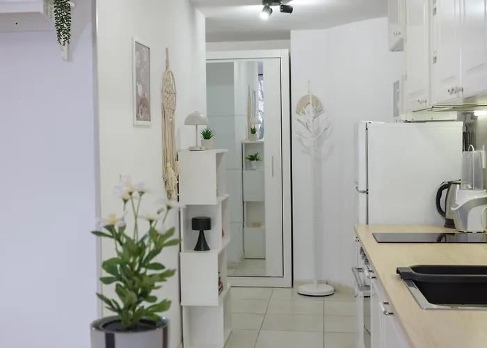 Sophie - Center, Cozy & Work-friendly Near Aubg, Free Streaming Platforms *