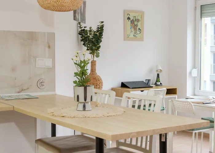 Sophie - Center, Cozy & Work-friendly Near Aubg, Free Streaming Platforms Apartament *