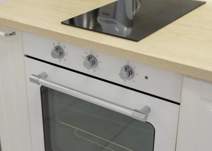 Apartament Sophie - Center, Cozy & Work-friendly Near Aubg, Free Streaming Platforms